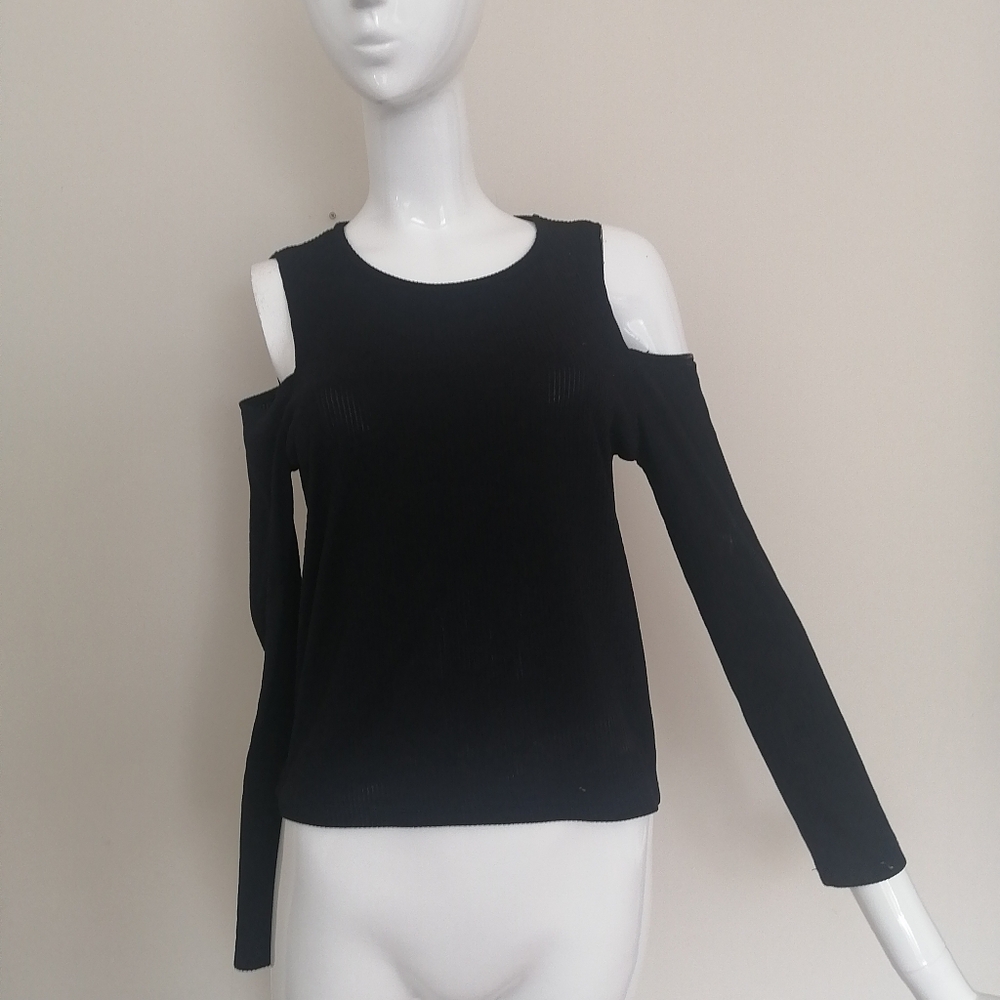 Zara M - Picture 2 of 4